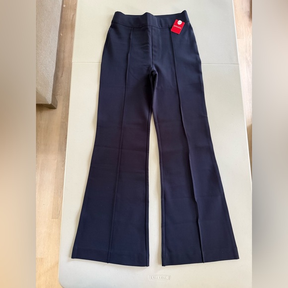 Spanx Supersmooth Perfect Fit Ponte Flare Pant in Navy NWT - Picture 5 of 16